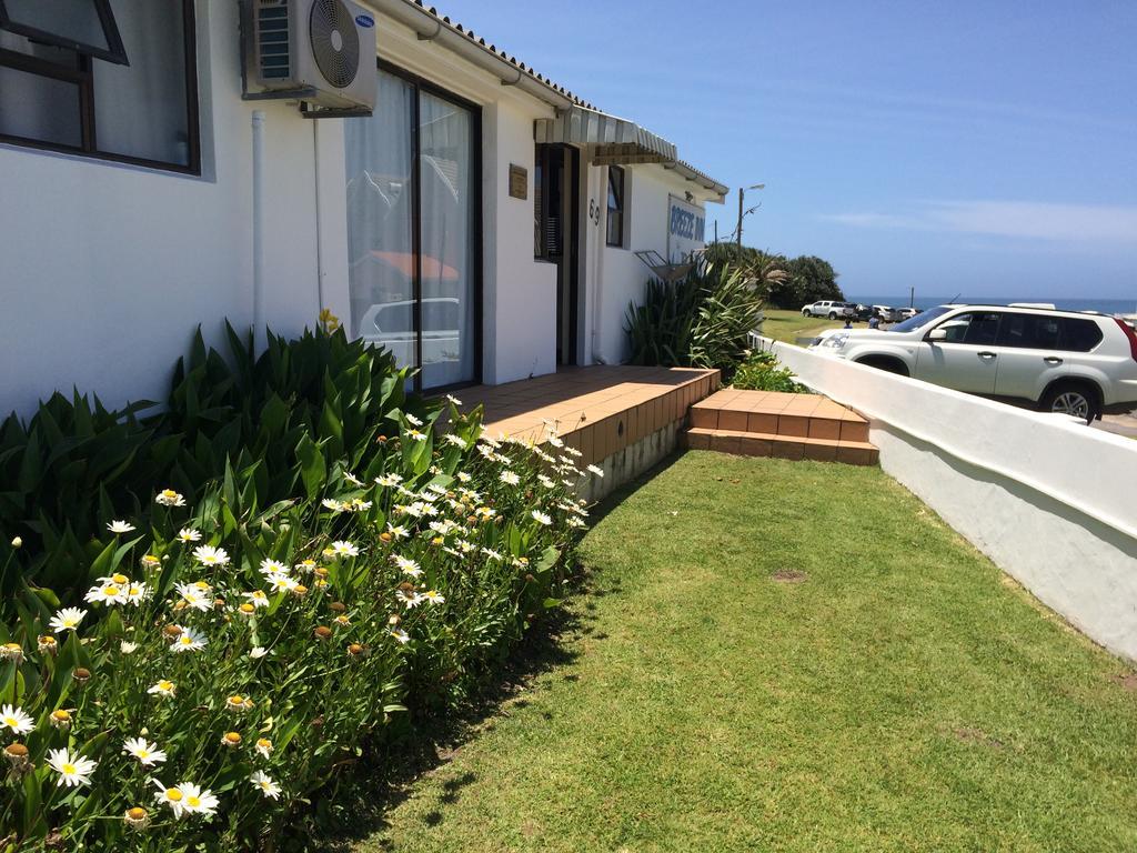 Breeze Inn Guesthouse Kidd's Beach Exterior photo
